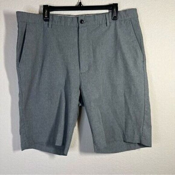 Greg‎ Norman Mens Chino Gold Shorts Gray Flat Front Size 40 - Picture 1 of 6